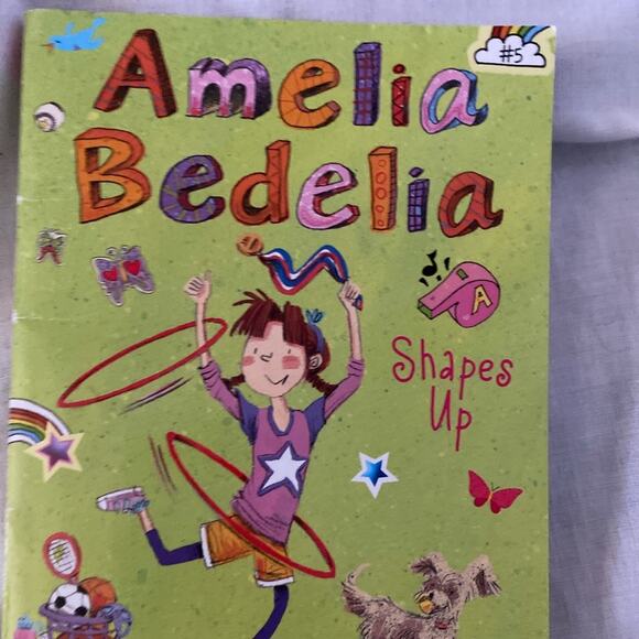 Lot of 4 Amelia Bedelia Various Titles Paperback Chapter Books - Picture 4 of 5